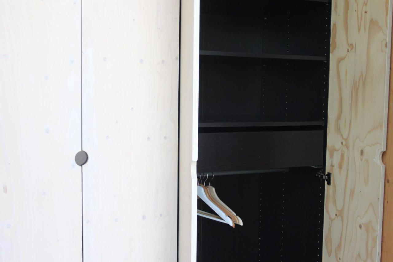 Roots Tiny House Apartment Tilburg Bagian luar foto